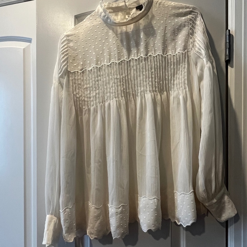 Ann Taylor White Textured Blouse
